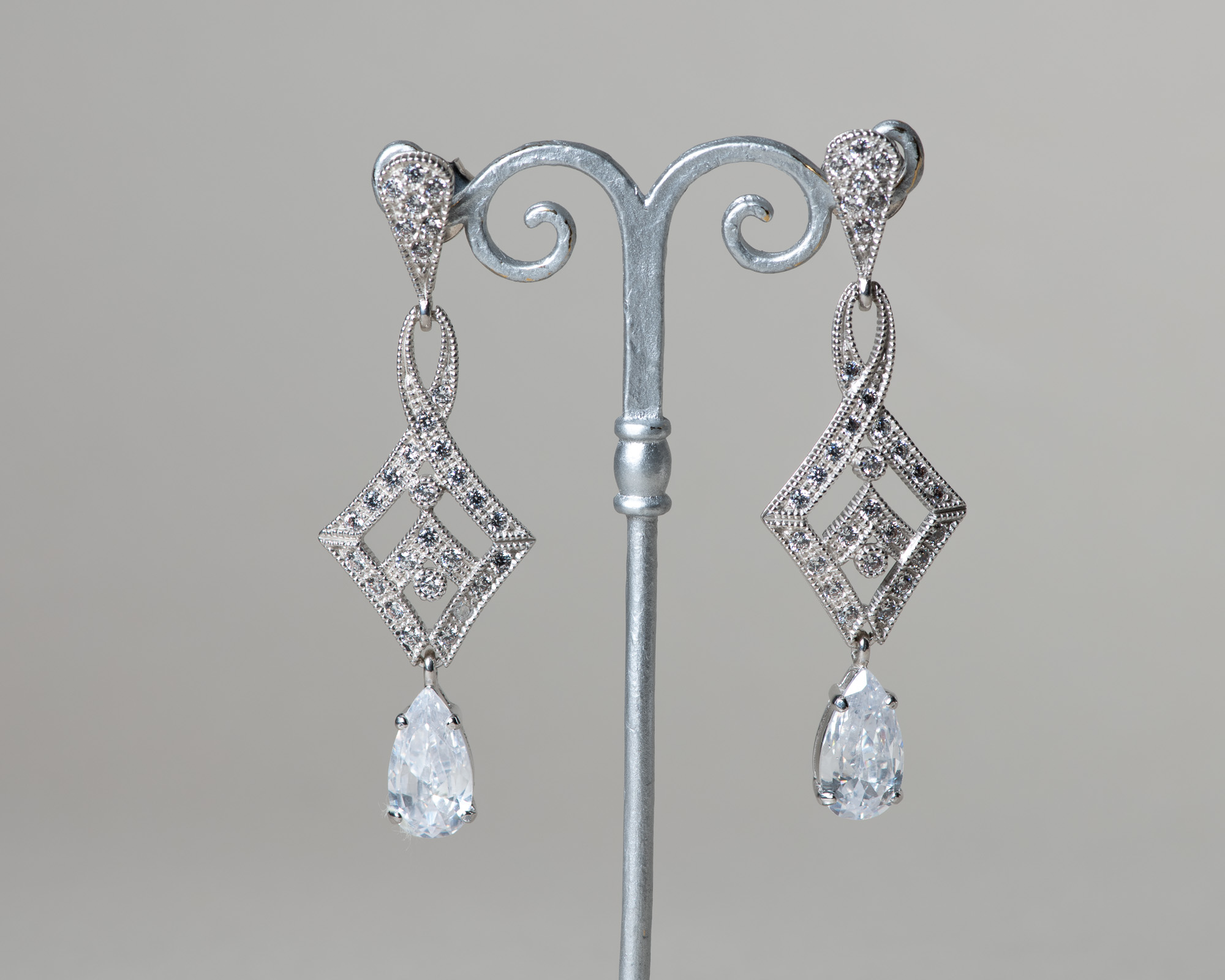 Pendientes Odeta. Art Deco