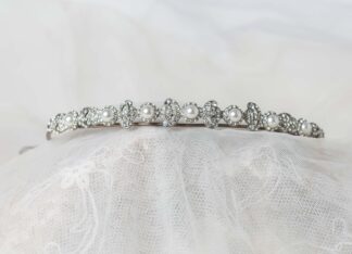 Tiara de plata con circonitas y perlas de agua dulce