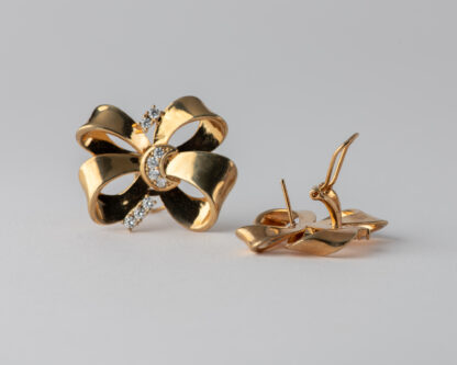 Pendientes Lazo