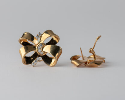 Pendientes Lazo