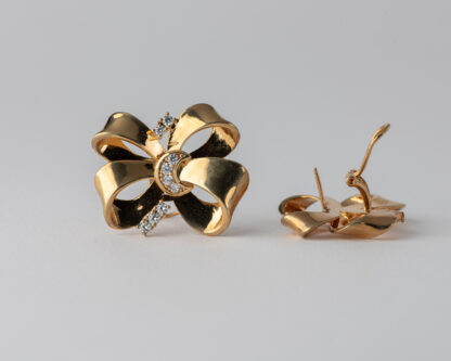 Pendientes Lazo