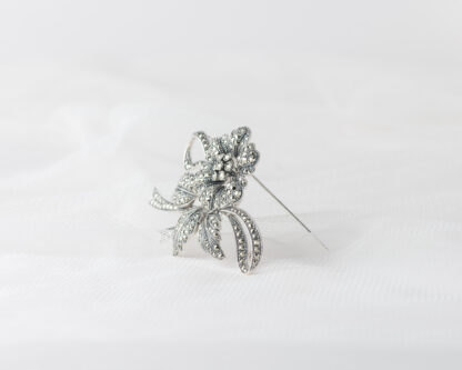 Broche Fabiola