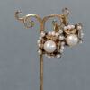 Pendientes Statue