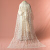 Mantilla antigua de madrina o novia original de finales del siglo XIX