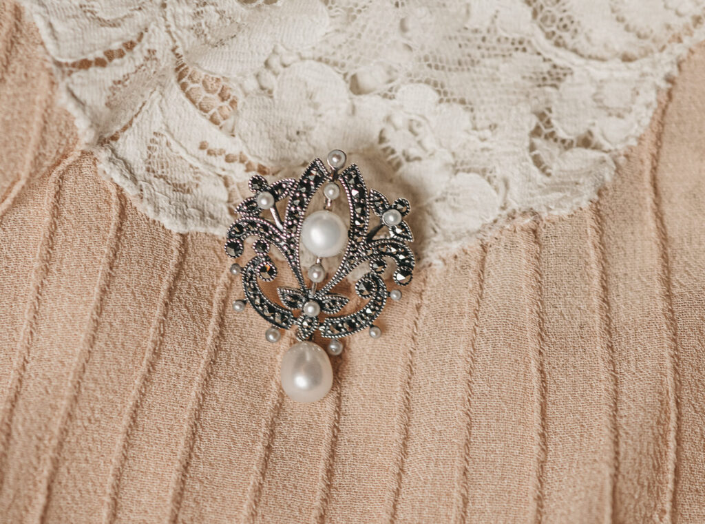 Broche Colgante Arend