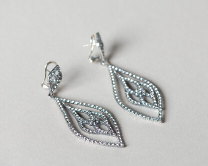 Pendientes Neola