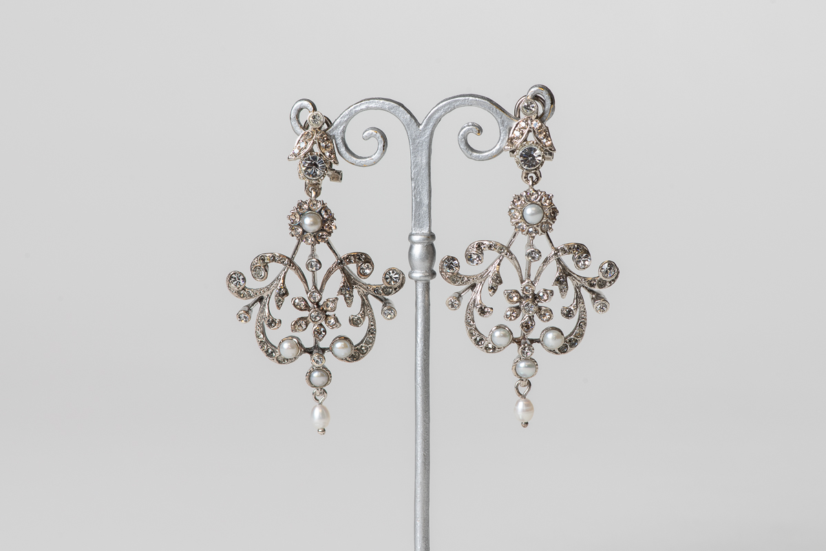 Pendientes en plata y circonitas. Bridal earrings