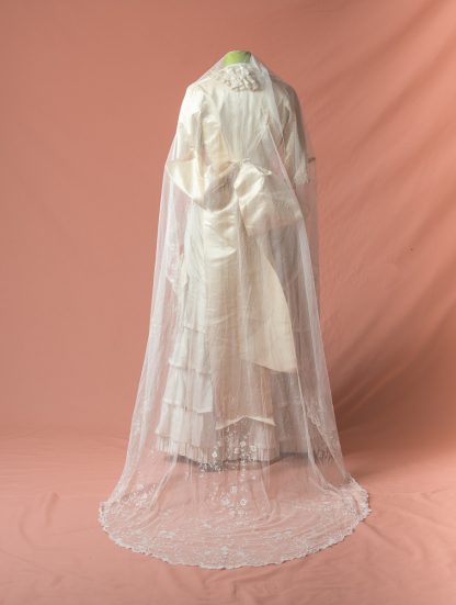 Velo de novia antiguo original de los años 20. 1920s Original Wedding Veil