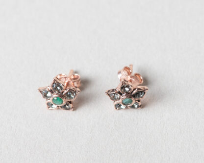 Pendientes Blom en plata rosada y esmeralda