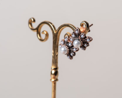 Pendientes Lindu reproduccion de una joya Victoriana