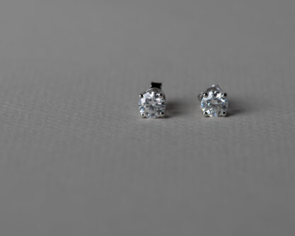 Pendientes Paris Mini 4mm