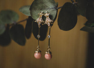 Pendientes Basty Coral Largo Dorado