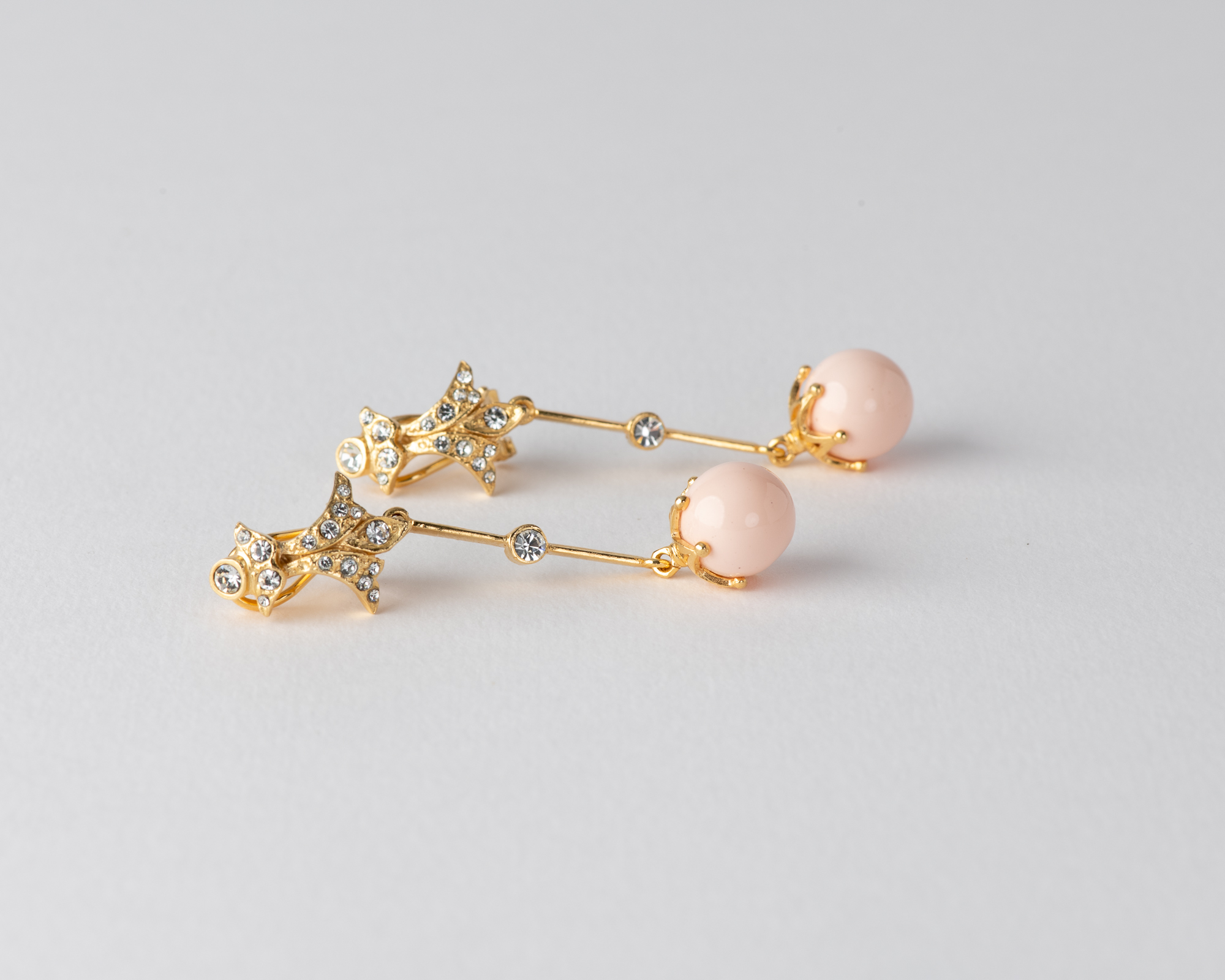 Pendientes Basty Coral Largo Dorado