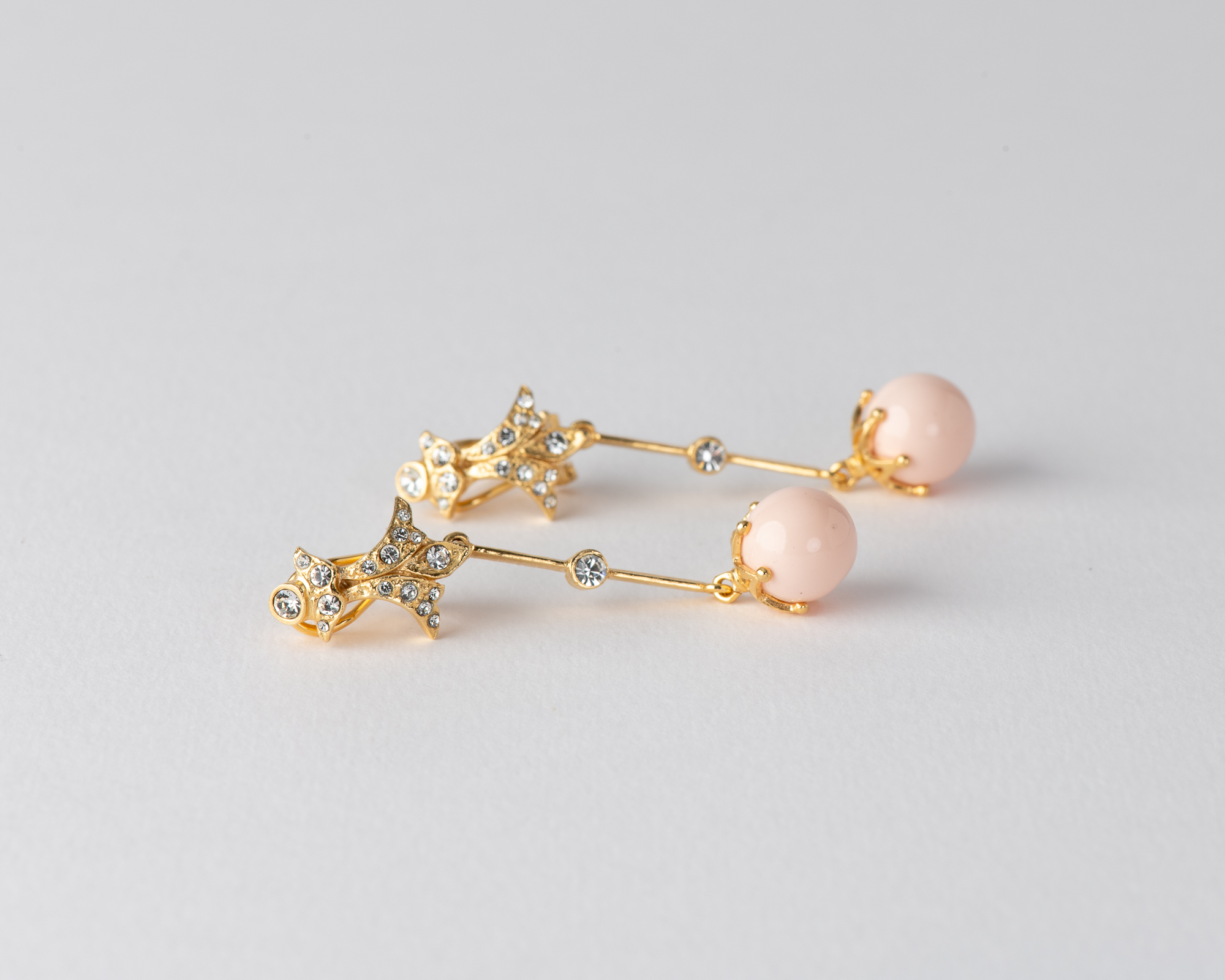 Pendientes Basty Coral Largo Dorado