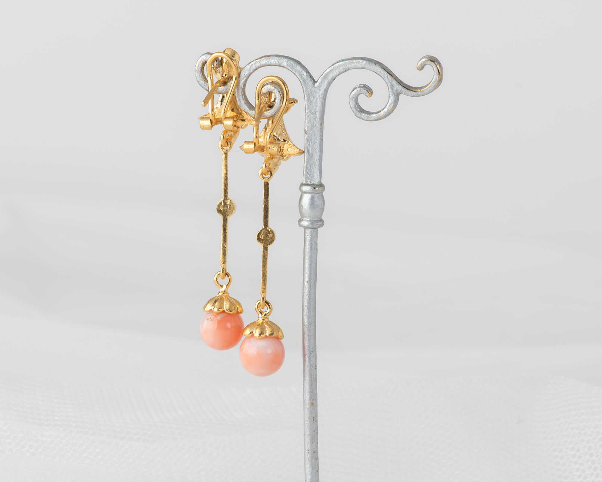 Pendientes Basty Coral Largo Dorado