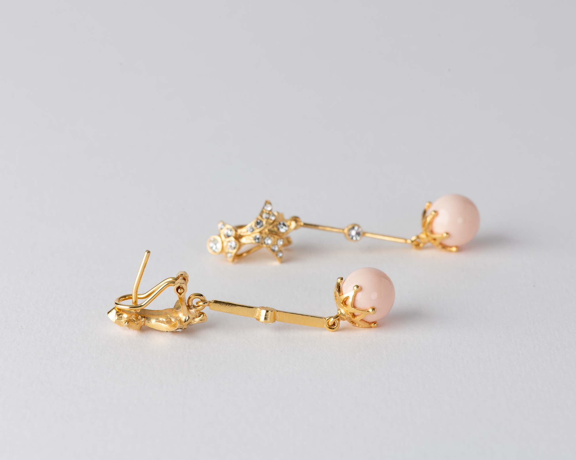 Pendientes Basty Coral Largo Dorado