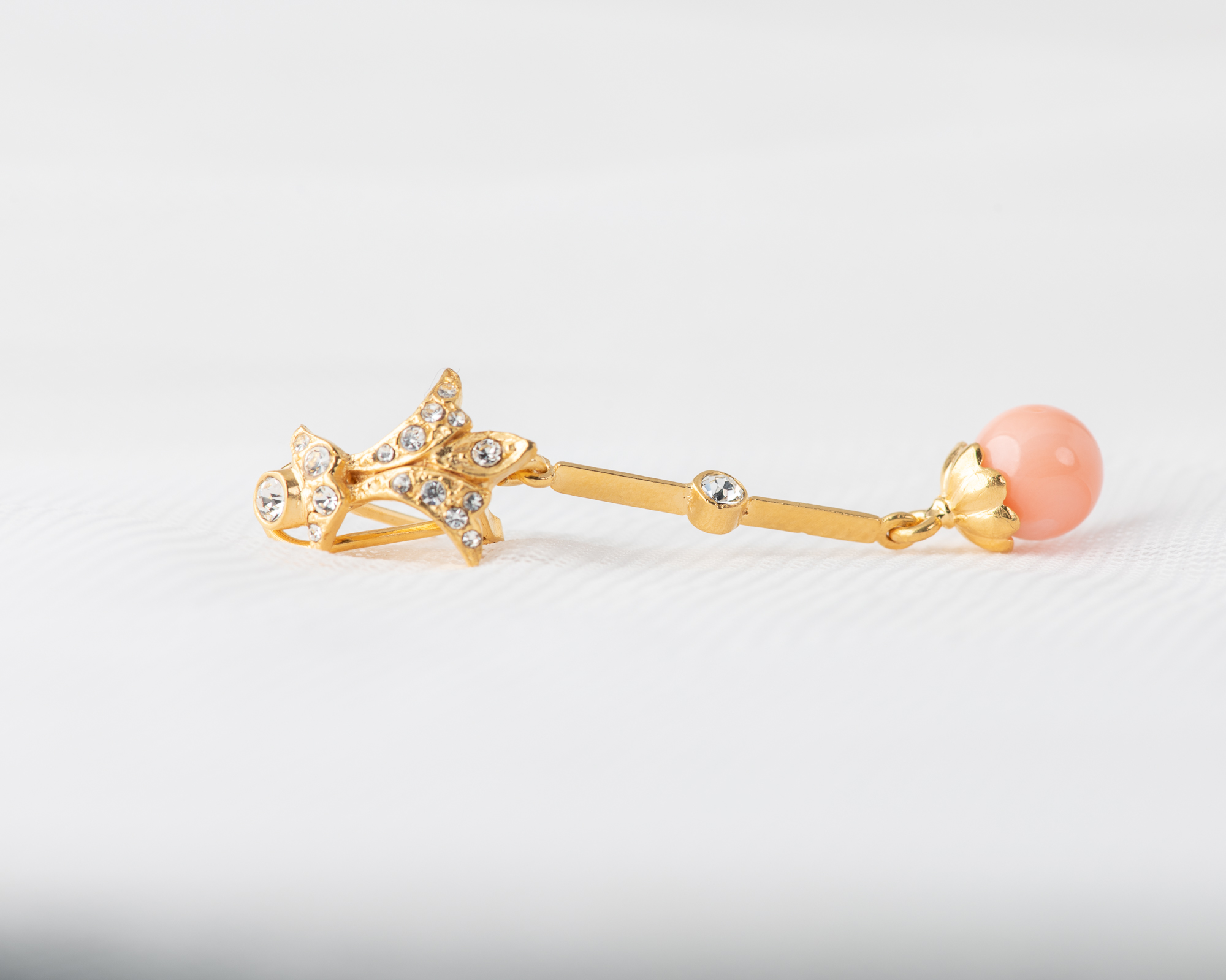 Pendientes Basty Coral Largo Dorado