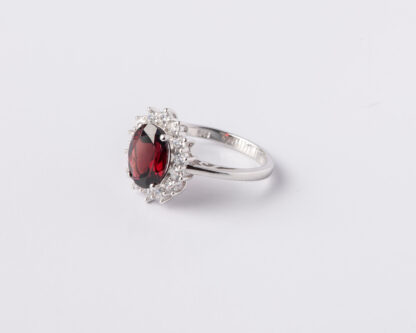 Anillo Diana Granate