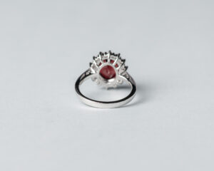 Anillo Diana Granate
