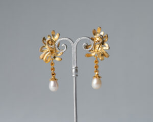 Pendientes Oliva Largo Dorado