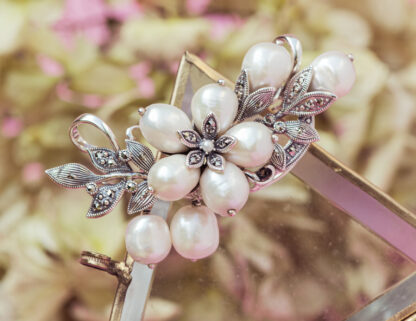 Broche Fidelia
