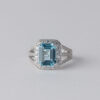 anillo topacio azul