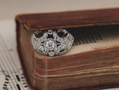 Anillo Mercedes