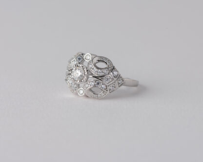 Anillo Mercedes