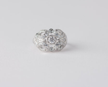 Anillo Mercedes