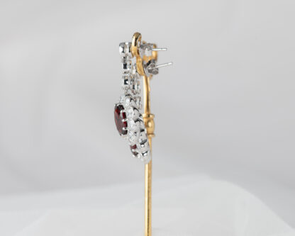 Pendientes Diana Granate Largo