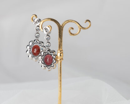 Pendientes Diana Granate Largo