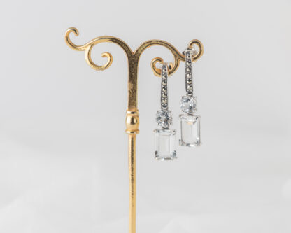 Pendientes Brittania Topacio Blanco