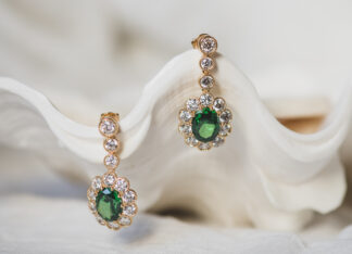 Pendientes Diana Verde Largo Dorado