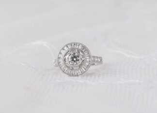 Anillo Ojo de Perdiz Blanco Redondo